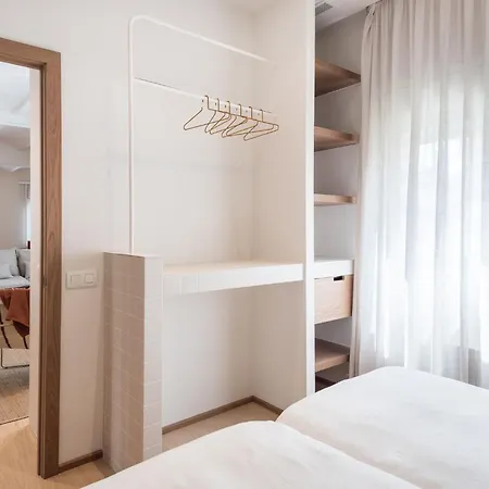 Mediterranean Retreat With 4-bedroom, 3-bath In Barselona