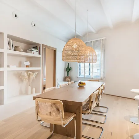 Mediterranean Retreat With 4-bedroom, 3-bath In Daire