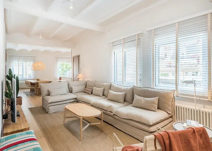 Mediterranean Retreat With 4-bedroom, 3-bath In *